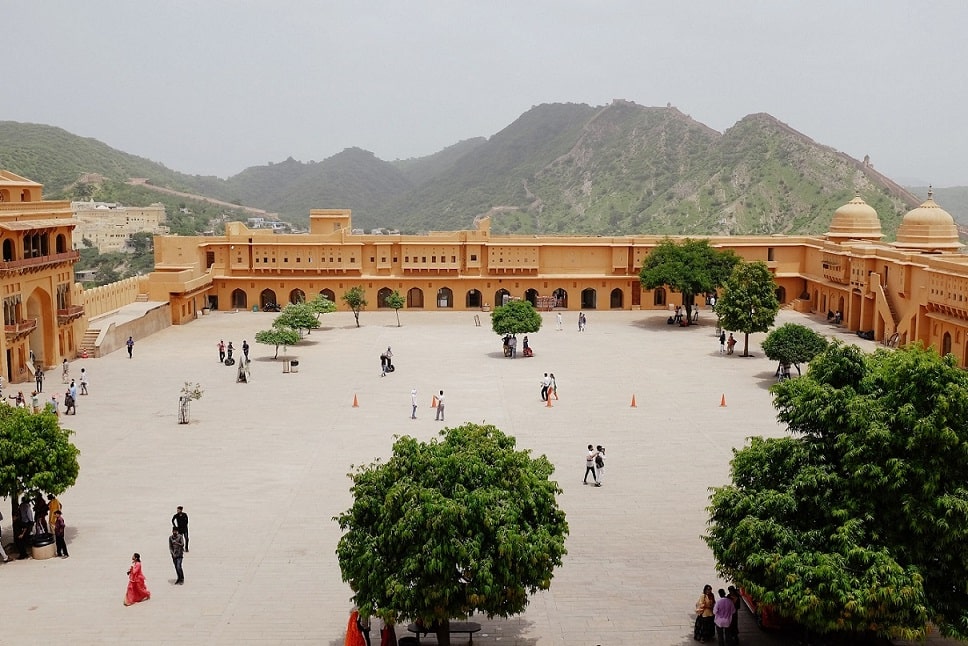 amer fort jaleb chowk